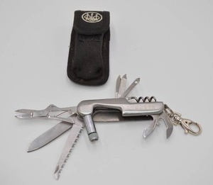 lot 92 image: Beretta Pocket Tool