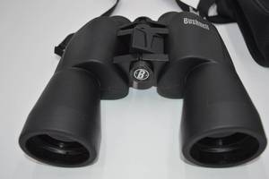 lot 101 image: Binoculars