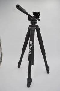 lot 108 image: Spoting scope tripod