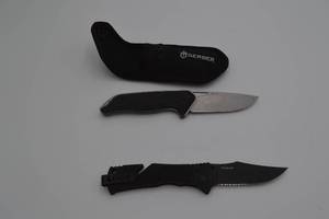 lot 347 image: Knives