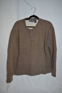 lot 171 image: Pull-over