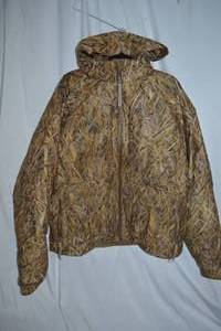lot 180 image: Waterfowl Jacket