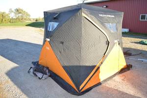 lot 1 image: Insulated Ice Fishing House