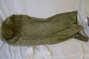 lot 211 image: SeaBag