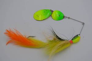 lot 265 image: Vintage Spinner Bait