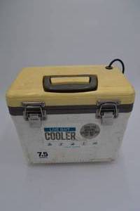 lot 270 image: Engel Live Bait Cooler