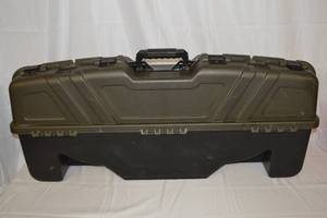 lot 27 image: Plano Bow Case
