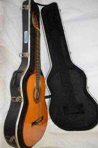 lot 362 image: Vintage Yamaha Guitar with Freedom Hard Case. 