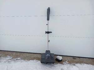 lot 12 image: Snow Joe 24V-SS11-XR 24-Volt - IONMAX Cordless Snow Shovel Kit  11-inch  WBattery  Charger