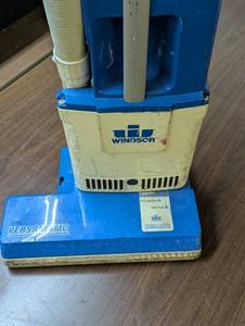 lot 61 image: Versamatic Vacuum cleaner