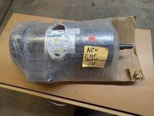 lot 73 image: New 2HP electric motor