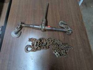 lot 80 image: Heavy Duty chain and ratchet tightener
