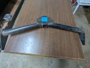 lot 81 image: Trailer hitch bar and trailer sway bar