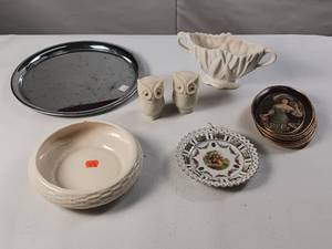 lot 42 image: Trays and Tinkets � Avon Own Bottle Set � Pepsi-Cola trays