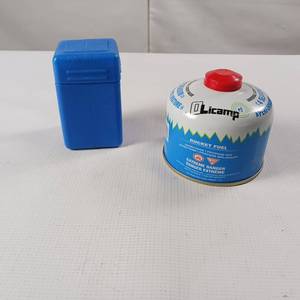 lot 52 image: Li-Camp Mini stove  with fuel