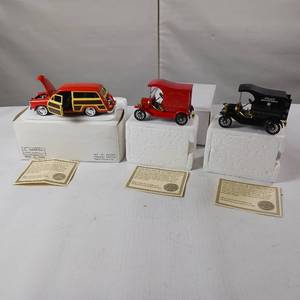 lot 97 image: NIB 1949 Ford Station Wagon 132 Scale Model Car plus 1913 Ford Police Paddy Wagon plus Fire Chief Paddy Wagon
