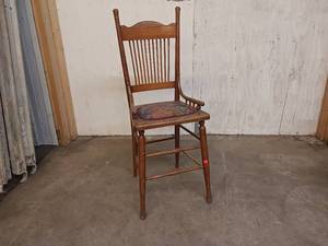 lot 173 image: Vintage Wooden Tall Stool with padded seat