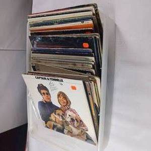 lot 193 image: Large lot of Vintage Vinyl LPs