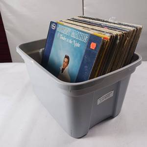 lot 202 image: Large Lot of Vintage Vinyl LPs