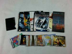 lot 260 image: Game Boy and Game Cube Game Inserts � Large Lot
