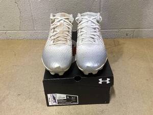 lot 412 image: Under Armour UA Spotlight Hammer Size 13