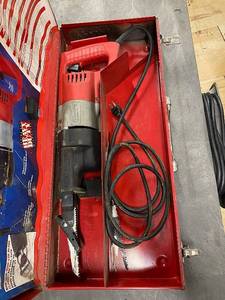 lot 32J image: Milwaukee Heavy Duty Sawzall Reciprocating Saw with Case and Blades