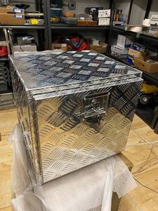 lot 35J image: Aluminum Tool Box TL55481Z-G with Lock, Durable Truck Storage Solution, New