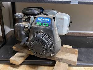 lot 49J image: Honda GC160 5.0 Engine for Small Machinery and Equipment