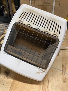 lot 52J image: Propane Heater