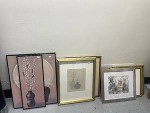 lot 257 image: Collection of 8 Framed Wall Art Prints and Paintings