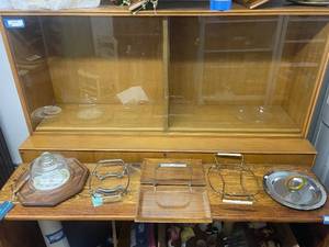 lot 359 image: Collection of Vintage Serving Pieces with Cheese Dome, Trays, and Metal Dish