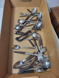 lot 304 image: Interpur Stainless Steel Flatware Set with Wood Handles - Japan