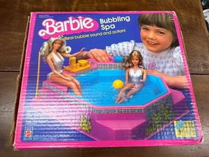 lot 36 image: Barbie Bubbling Spa Playset with Accessories and Original Box