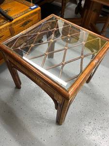 lot 52 image: Square Rattan and Glass Side Table, 24 Inch