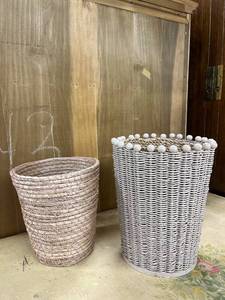 lot 73 image: Set of 2 Decorative Wicker Wastebaskets