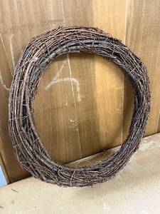 lot 79 image: Large Grapevine Wreath and Terracotta Flower Pot with Saucer