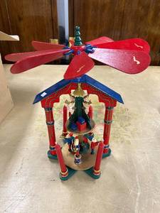 lot 124 image: Wooden Christmas Holiday Carousel Pyramid with Nutcracker Figures and Box