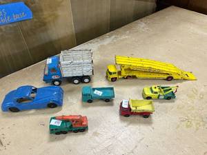 lot 130 image: Lot of 7 Vintage Diecast Toy Cars and Trucks Assorted Brands