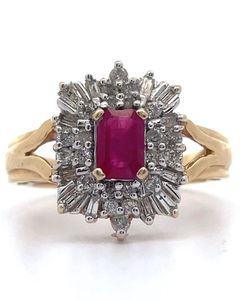 lot 91 image: 0.50 Carat Natural Ruby & Diamond Ballerina Estate Ring in 14k Yellow Gold VIDEO