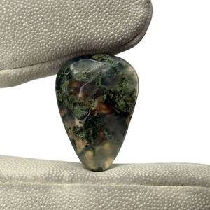 lot 110 image: 12.84 Carat Natural Moss Agate (Teardrop Cabochon)