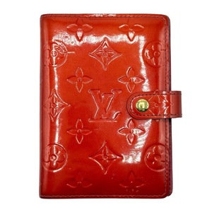 lot 117 image: Louis Vuitton Vernis Small Ring Agenda in Rouge Pre-Owned Retail $520