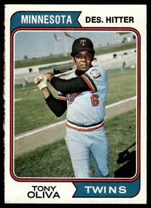 lot 139 image: Tony Oliva  1974 Topps #190 Minnesota Twins  Vintage Baseball Card