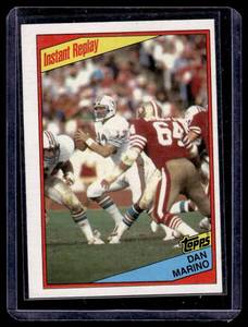 lot 98A image: Dan Marino Rookie Year  1984 Topps #124 Miami Dolphins