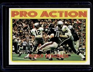 lot 104A image: Roger Staubach Mint Rookie Year 1972 Topps #122 Vintage Football Card