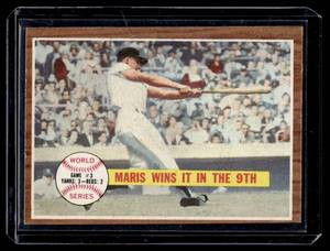 lot 109A image: Roger Maris 1962 Topps #234 Vintage Baseball Card