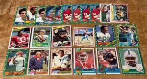 lot 150A image: 1980s Vintage Football 24 Card Star, Rookie, and More Lot
