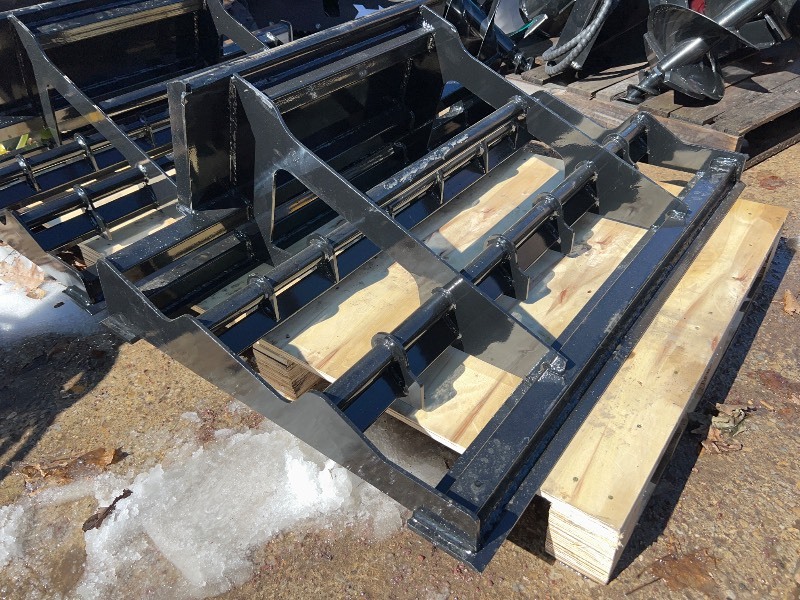 SDLANCH Mini Skid Steer 38 Inch Land Leveler