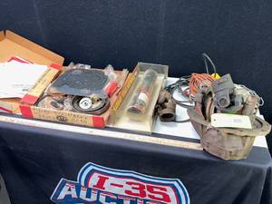 lot 10107 image: Miscellaneous Automotive Lot