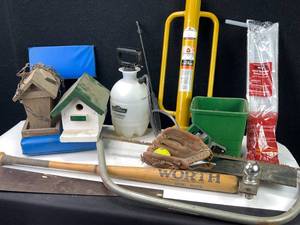 lot 10105 image: Outdoors Lawn & Garden