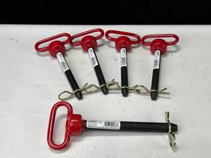 lot 10074 image: Assorted Hitch Pins